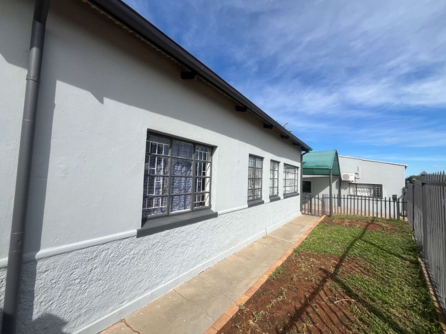 3 Bedroom Property for Sale in Keidebees Northern Cape